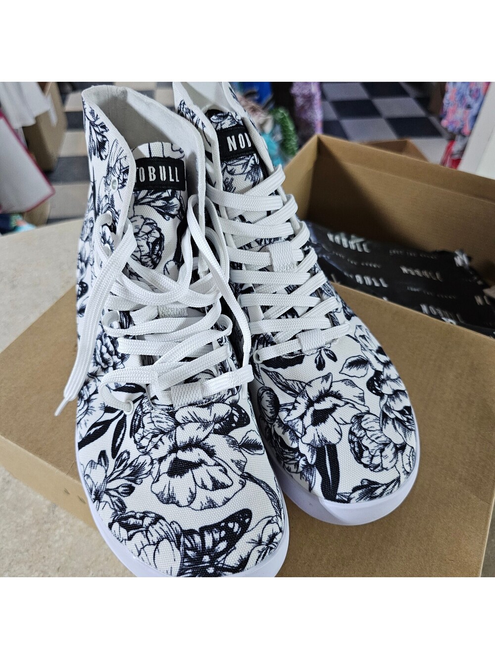 Nobull Canvas Trainer High Graphic White Men's Size 9.5 w11